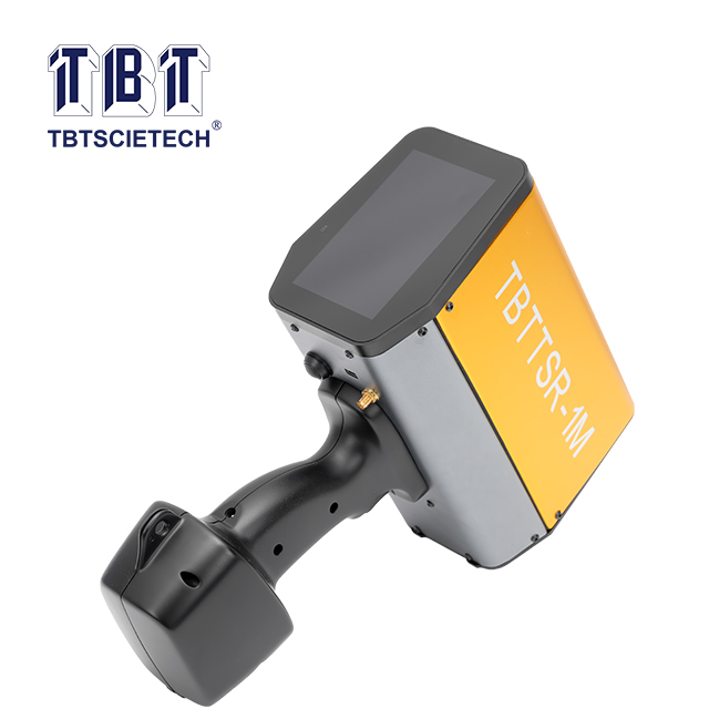 Máy đo độ truy xuất đa góc cho các biển báo giao thông