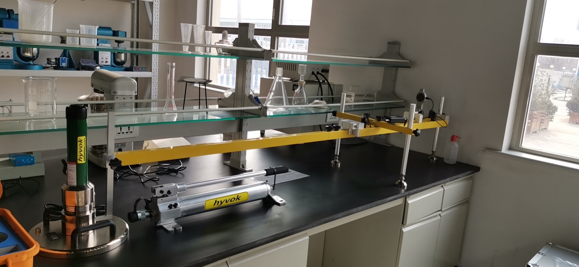 Máy kiểm tra tải tấm tĩnh