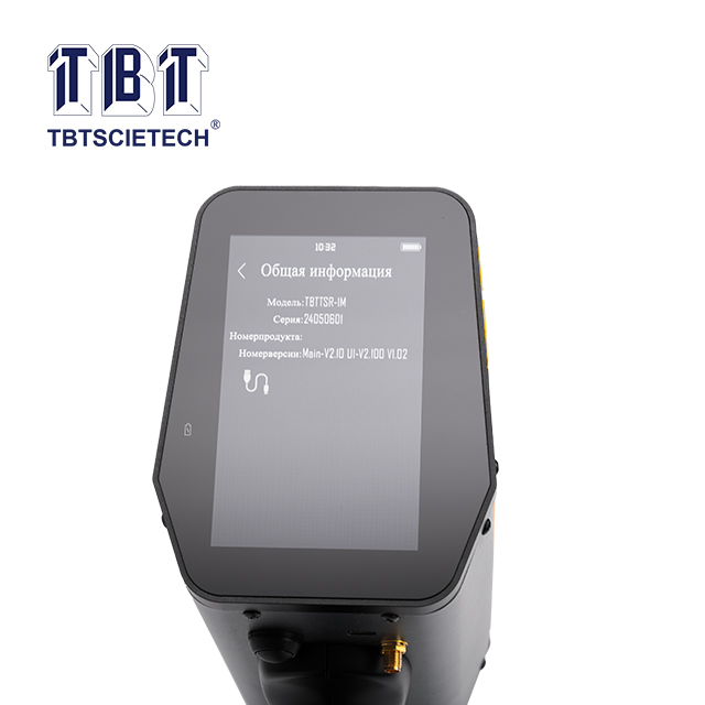 Máy đo độ truy xuất đa góc cho các biển báo giao thông