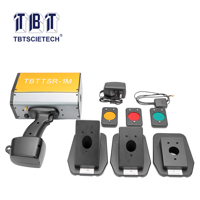 Máy đo độ truy xuất đa góc cho các biển báo giao thông